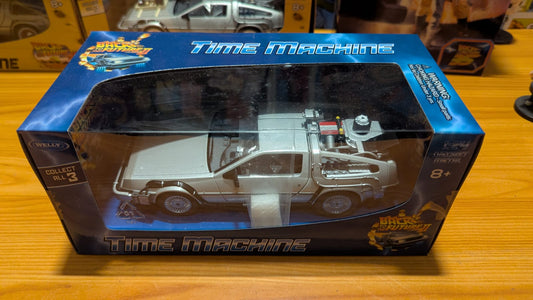 DeLorean Time Machine - Back To The Future Diecast 1:24 scale model car by Welly